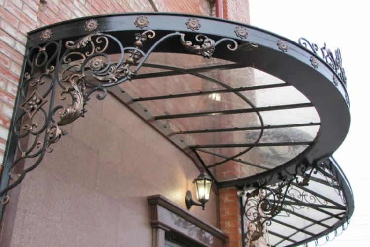 Формы навесов - Козырек над крыльцом своими руками