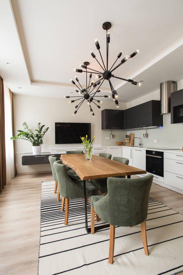 Дизайн потолка - Дизайн кухни-столовой