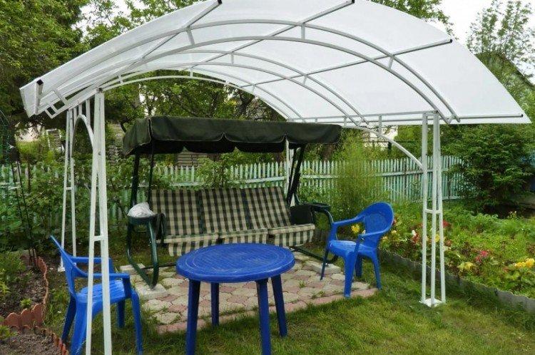 Скамейки и качели - Ландшафтный дизайн дачного участка фото