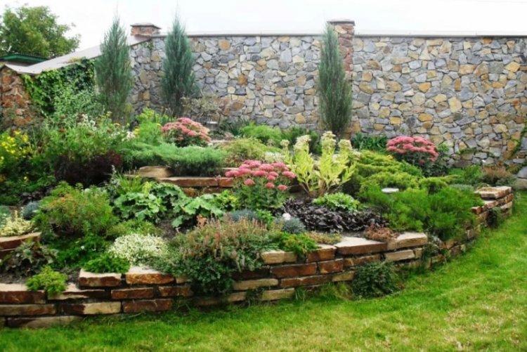 Альпийские горки - Ландшафтный дизайн дачного участка фото