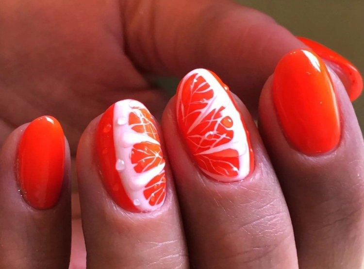 Летний красный маникюр 2020