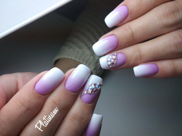 Летний маникюр 2020 с градиентом