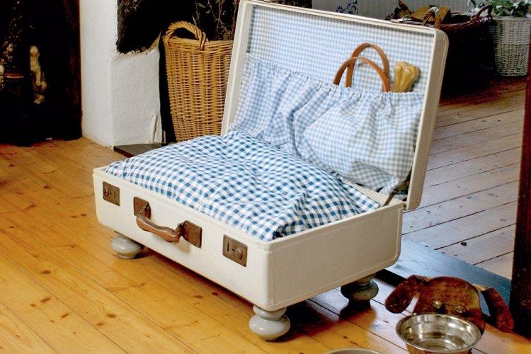 Лежанка из чемодана - Лежанка для собаки своими руками