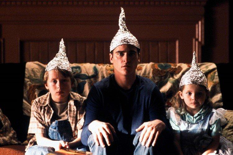 Знаки - Лучшие фильмы с Хоакином Фениксом