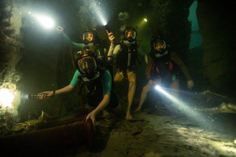 Синяя бездна 2 - Лучшие фильмы про акул