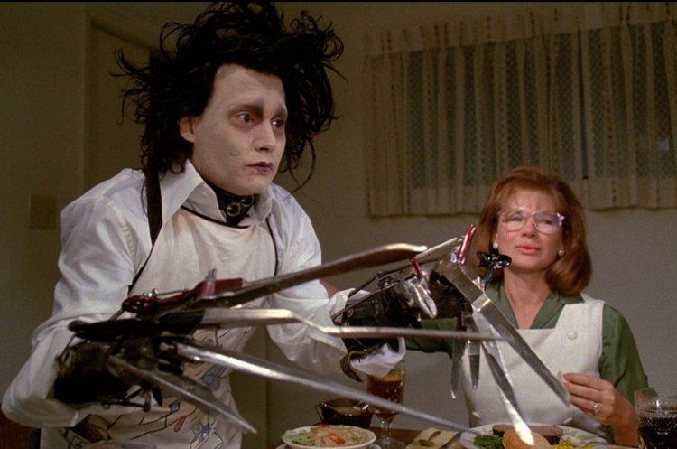 Эдвард руки-ножницы - фильмы про любовь