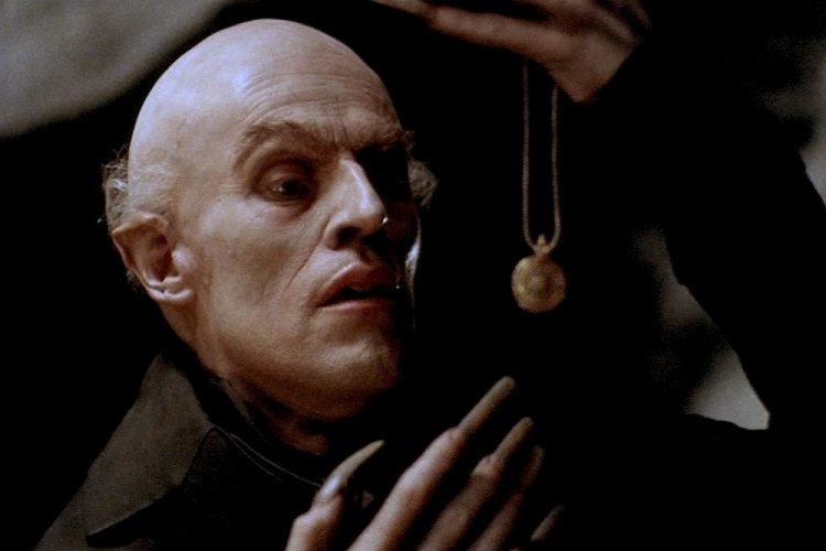 Тень вампира - лучшие фильмы про вампиров