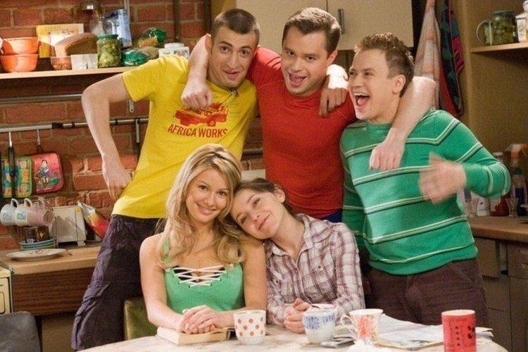 Универ - Лучшие российские комедийные сериалы