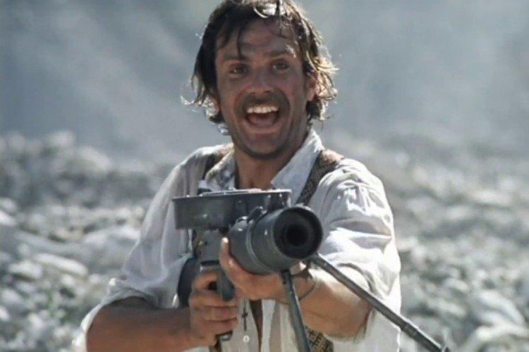 Свой среди чужих, чужой среди своих - лучшие советские боевики