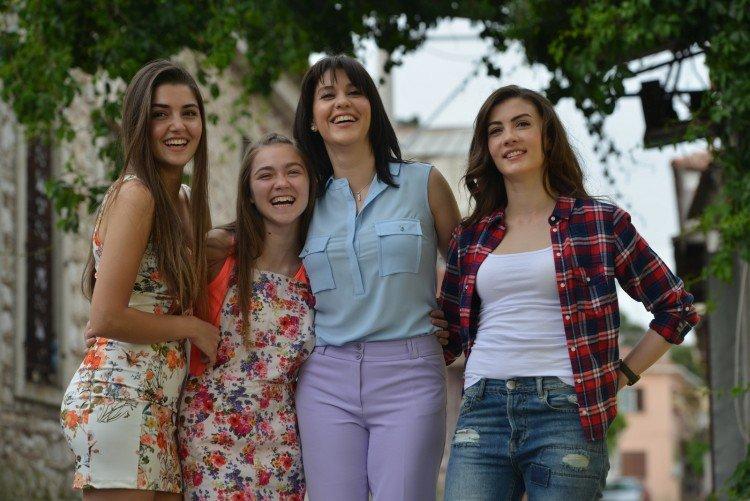 Дочери Гюнеш - Лучшие турецкие сериалы за всю историю