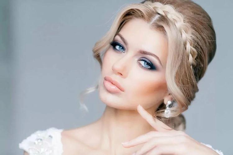 Макияж для голубых глаз: пошаговые уроки (60 фото)