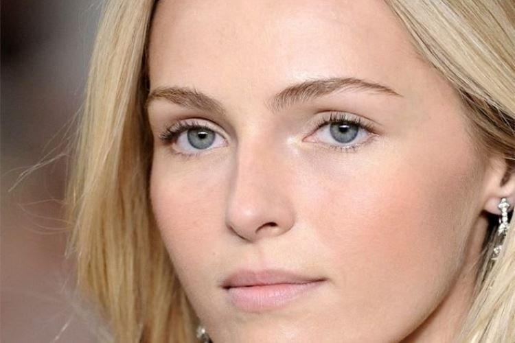 Отсутствие контраста - Ошибки макияжа для голубых глаз