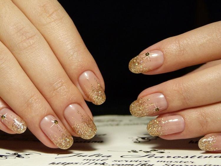 Блестки - Модный маникюр 2020