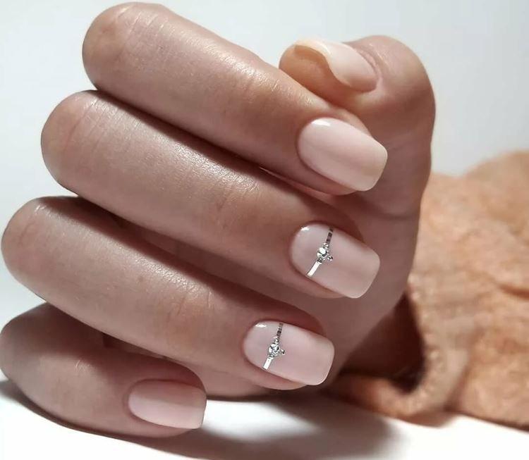 Нюдовый маникюр 2020 - Модные тенденции