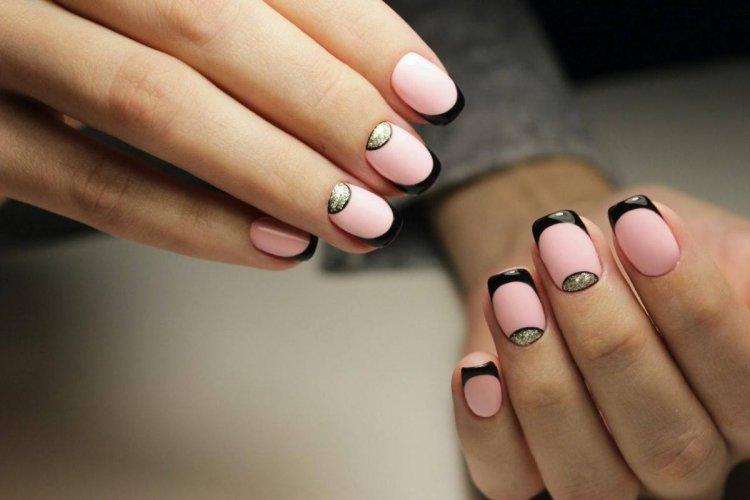 Френч 2020 гель-лаком - фото маникюра