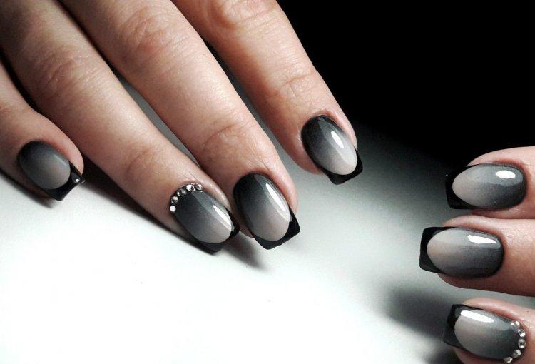 Френч 2020 с градиентом - фото маникюра