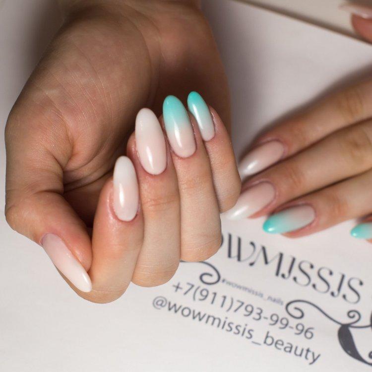 Френч 2020 с градиентом - фото маникюра