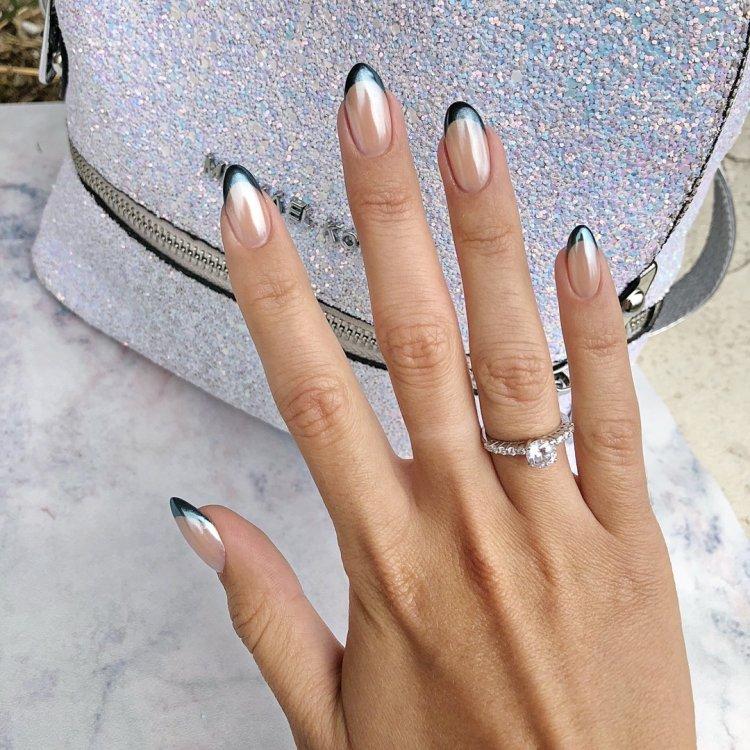 Френч 2020 с втиркой - фото маникюра