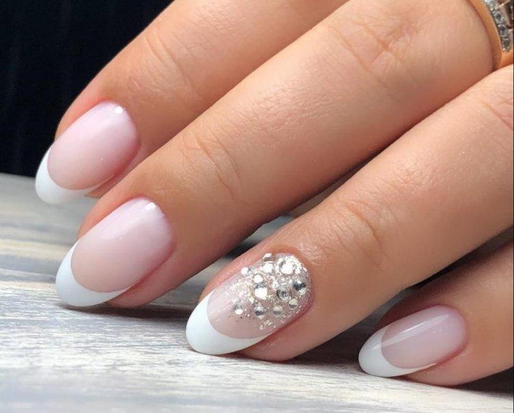 Свадебный френч 2020 - фото маникюра