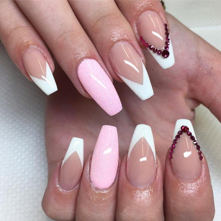 Френч на нарощенные ногти 2020 - фото маникюра