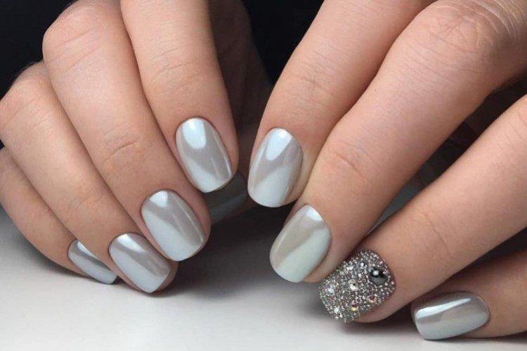 Форма - Маникюр на короткие ногти 2021