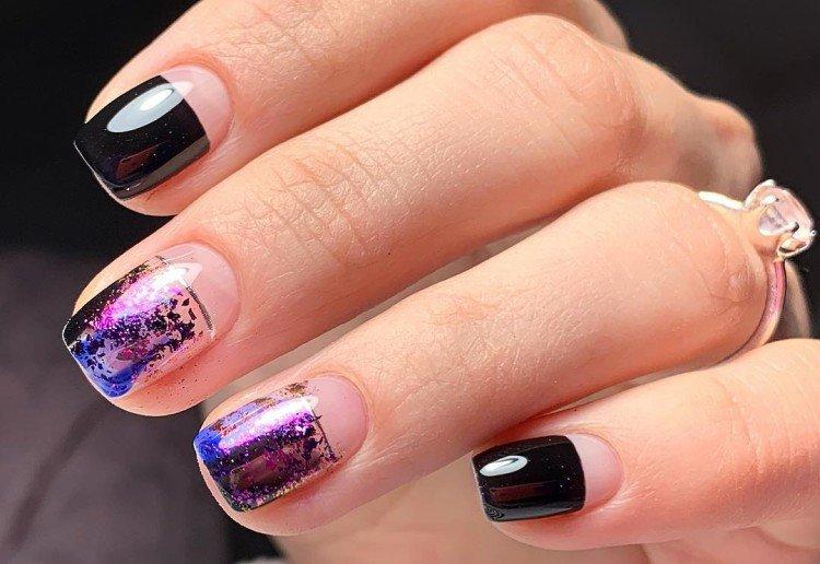 Лунный маникюр на короткие ногти 2021