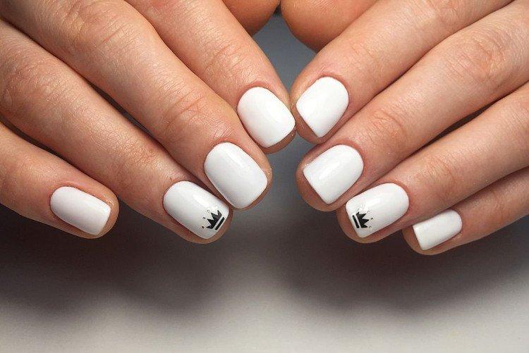 Лаконичный минимализм - Маникюр в школу на короткие ногти