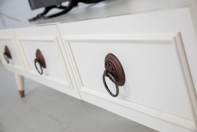 Необычные мебельные ручки - фото