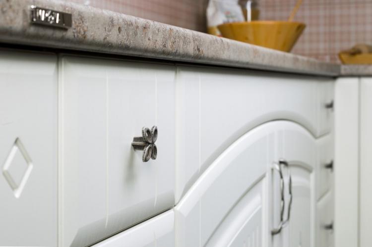 Необычные мебельные ручки - фото