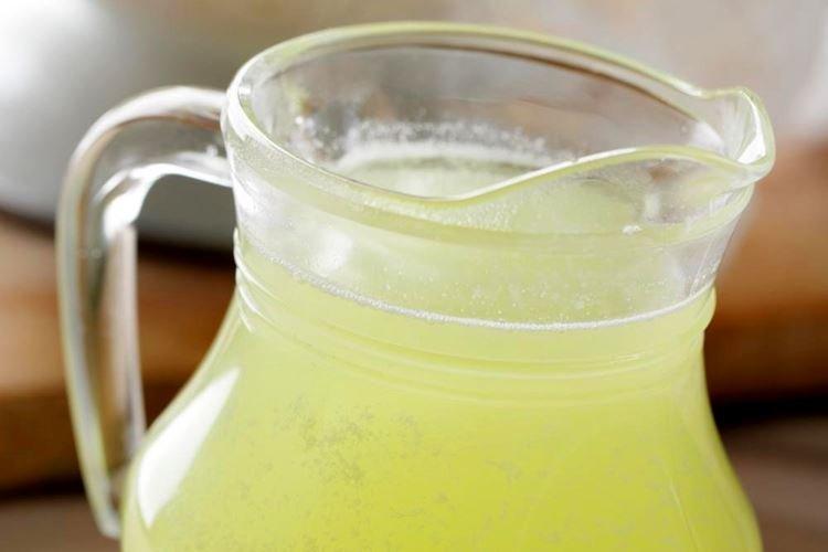 Кисломолочная сыворотка - Народные средства от мучнистой росы на смородине