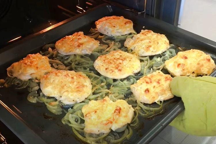 Мясо по-французски в духовке - классический рецепт пошагово с фото