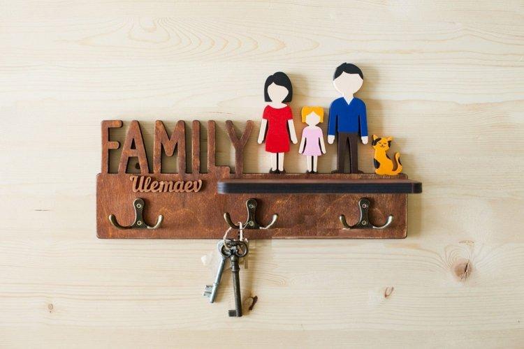 Настенная ключница для прихожей своими руками - фото