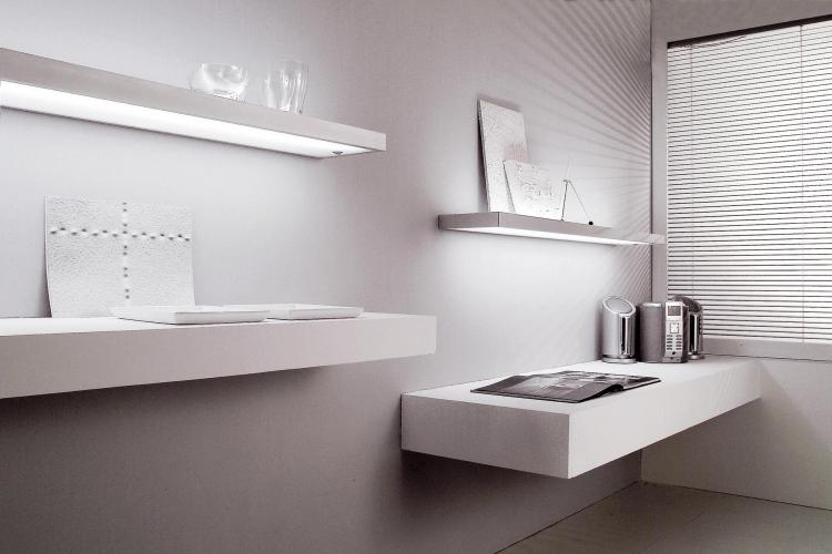 Настенные полки - фото