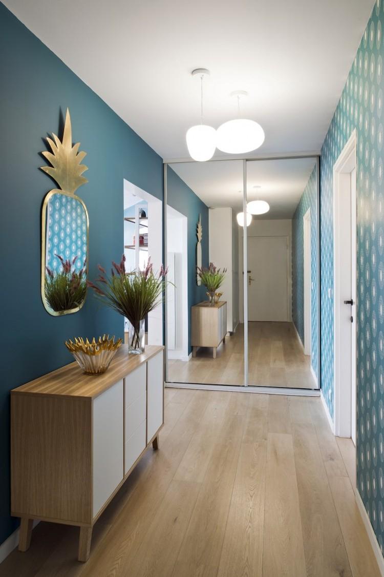 Матовые натяжные потолки в прихожей