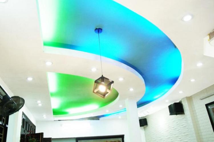 Декоративная подсветка - Освещение и подсветка натяжного потолка в прихожей