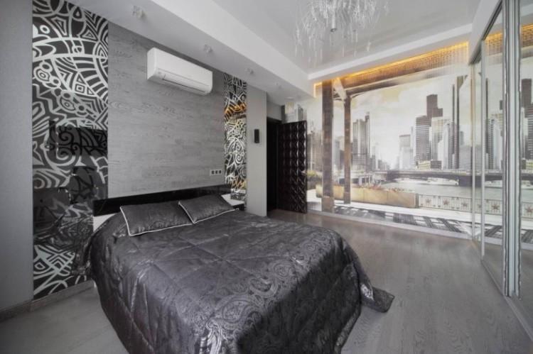 Белый натяжной потолок в спальне