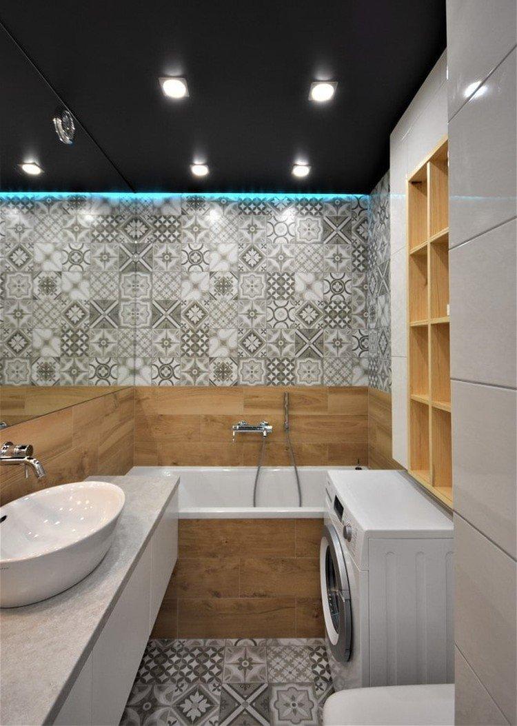 Натяжные потолки с подсветкой в ванной комнате