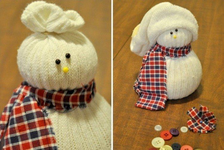 Снеговик из носка - Новогодние поделки для детей своими руками