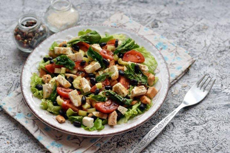 Салат с индейкой и фасолью - Новогодние салаты без майонеза рецепты