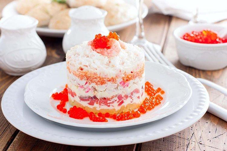 Новогодний салат Рыбка - рецепты