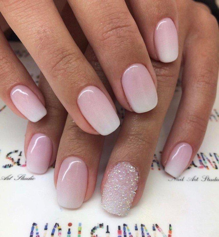 Омбре на ногтях вместо френча - фото