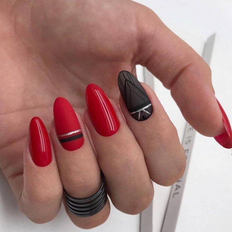 Осенний маникюр 2020 на длинные ногти - фото