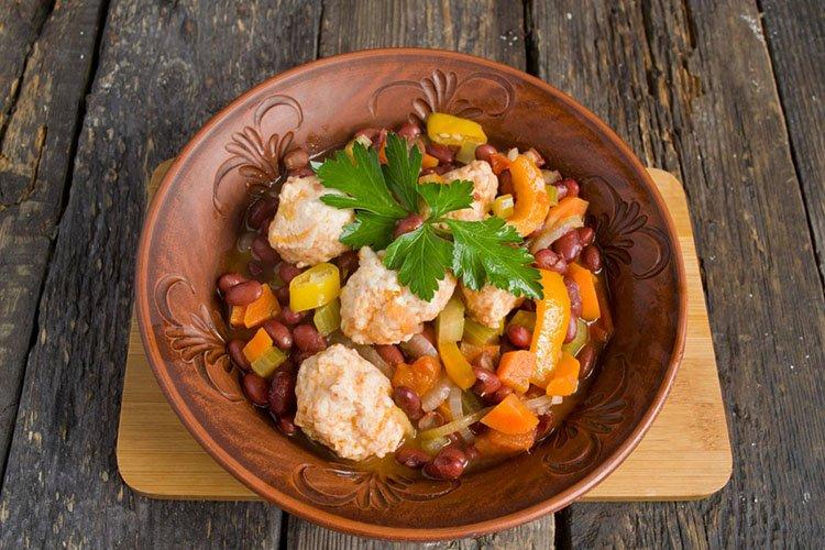 Овощное рагу с мясным фаршем - рецепты