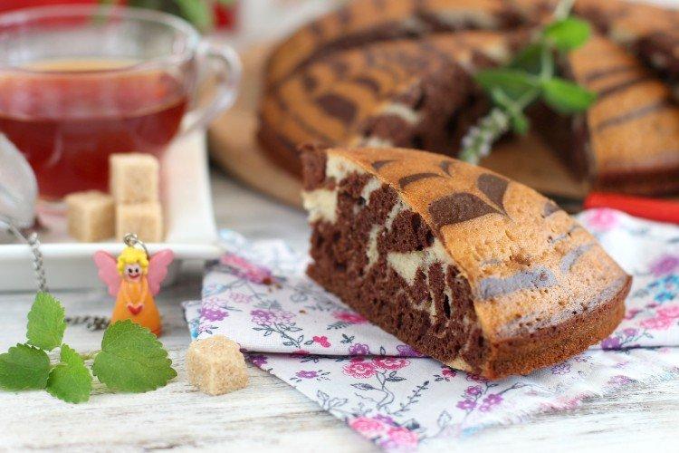 Пирог «Зебра» классический на мацони - рецепты