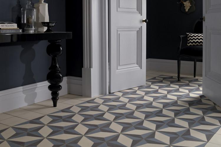 Плитка для пола в прихожей - фото