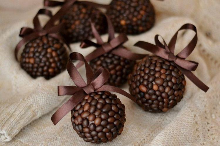 Поделки из кофейных зерен своими руками - фото и идеи