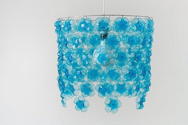 Светильники и абажуры - Поделки из пластиковых бутылок своими руками