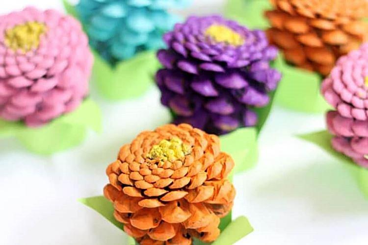 Поделки из шишек для детей - фото и идеи