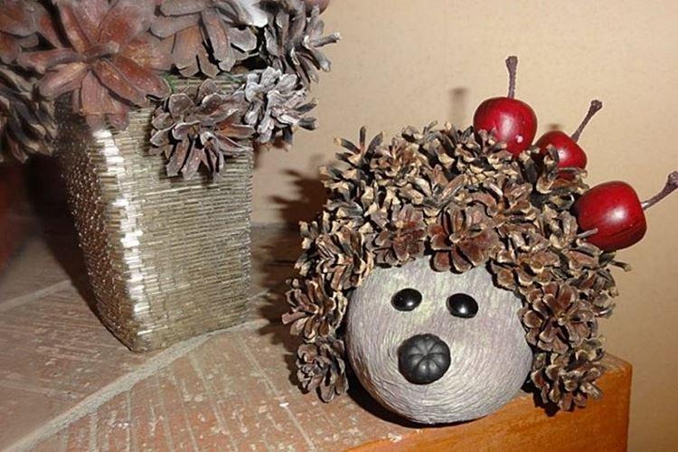 Поделки из шишек для детей - фото и идеи