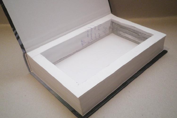 Поделки из старых книг - Поделки из старых вещей своими руками